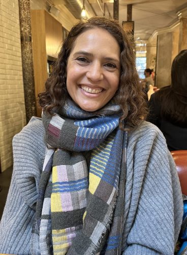 Monique Gabriela Curnen