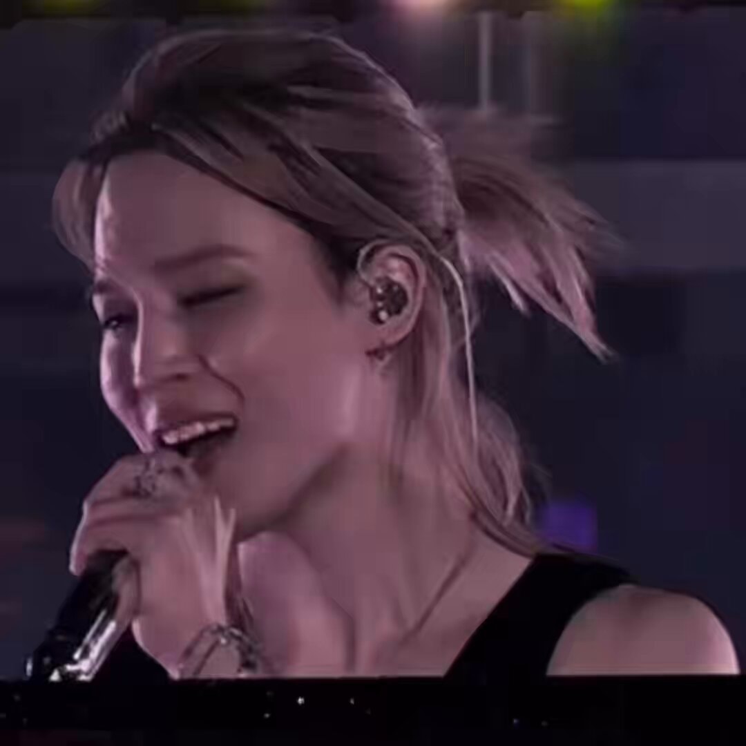 BTS Zero O' Clock Outro Tear Toronto