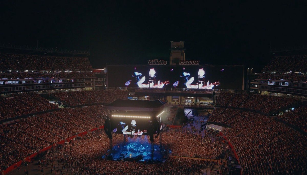 Zach Bryan Gillette Stadium record (photo 4 of 4)