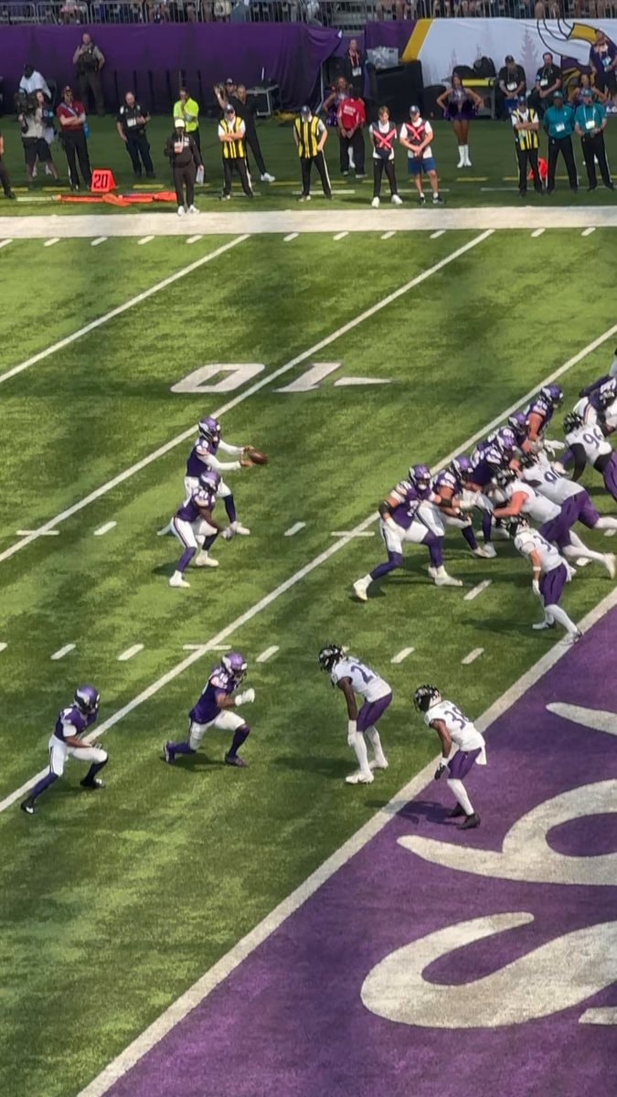 NINE team 4th down miss