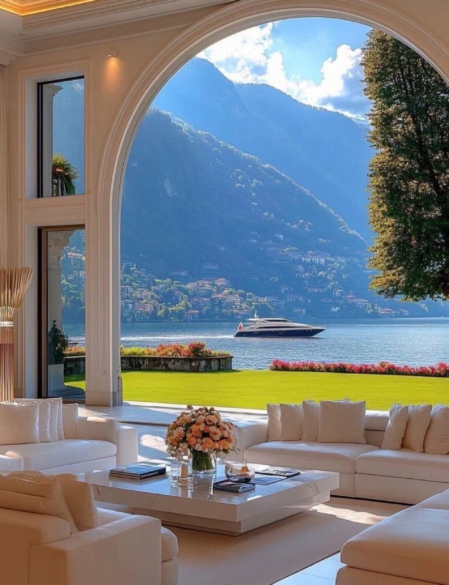Lake Como Italy