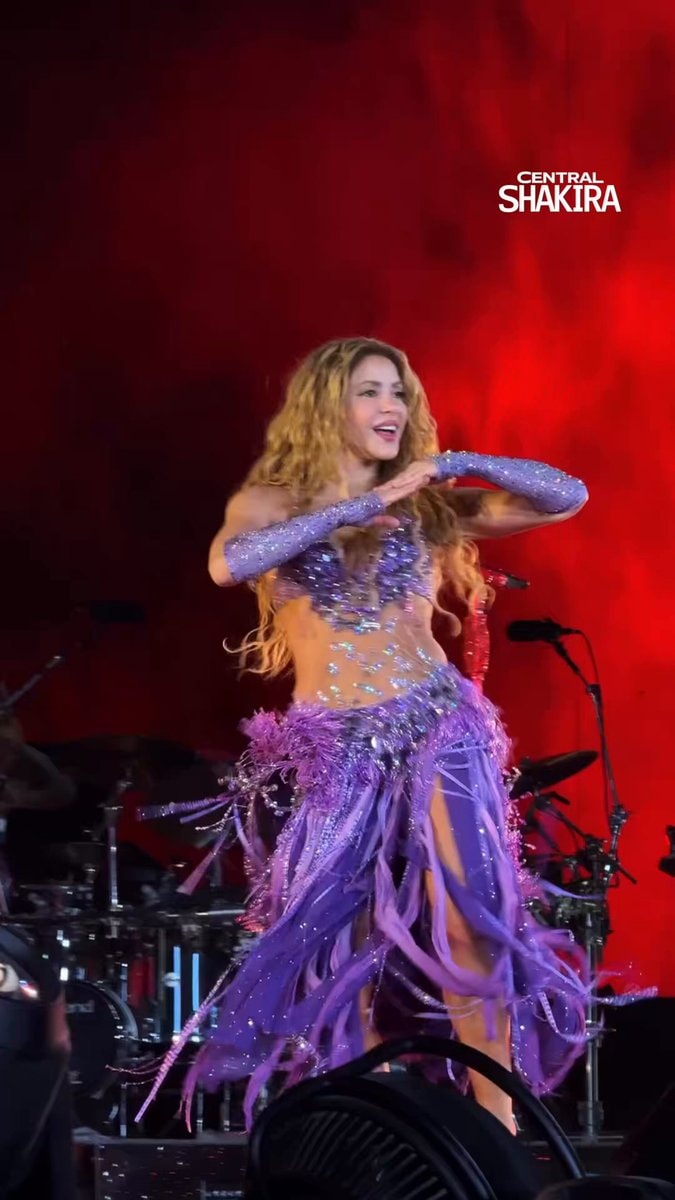 Shakira Ojos Así Sunday 27th