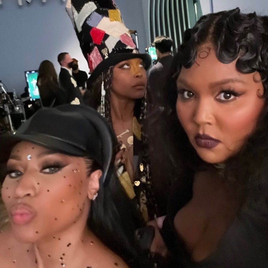 Lizzo BITCH album Spotify streams (photo 2 of 2)