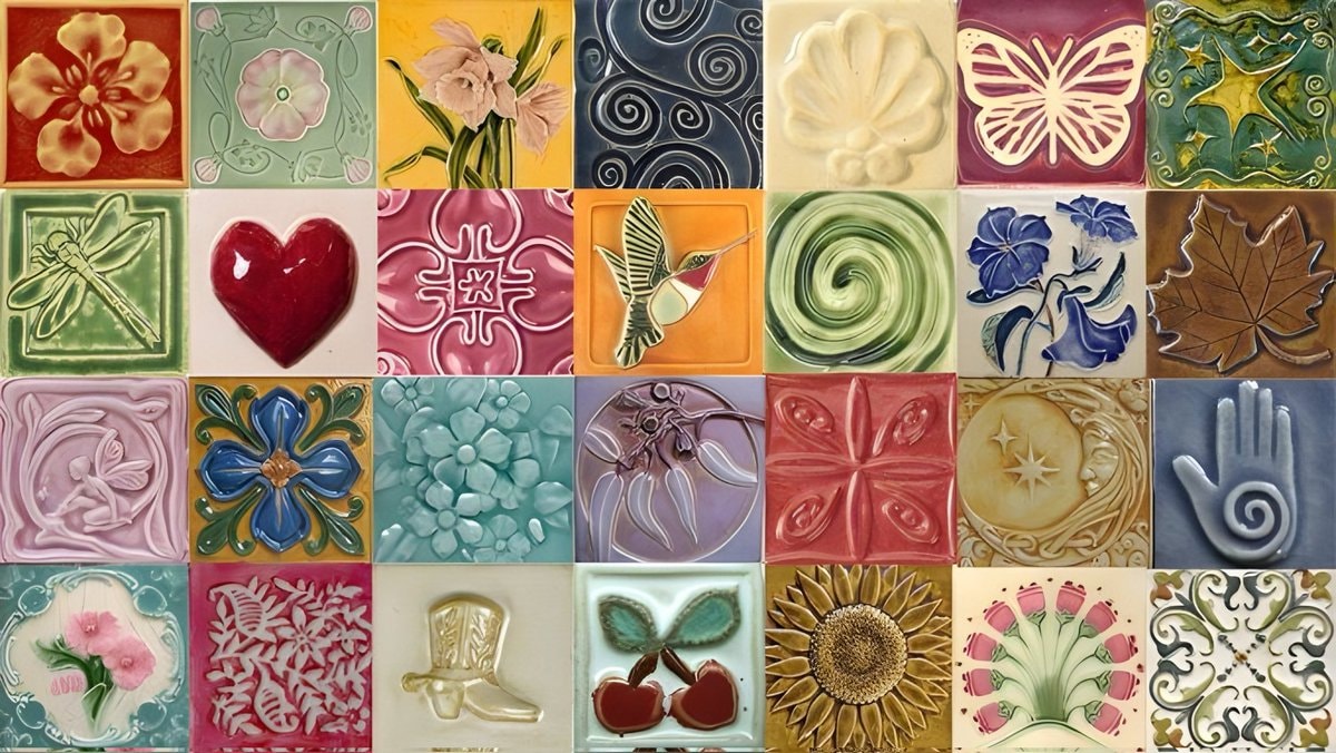 Ceramic tiles pink rose design (photo 3 of 4)