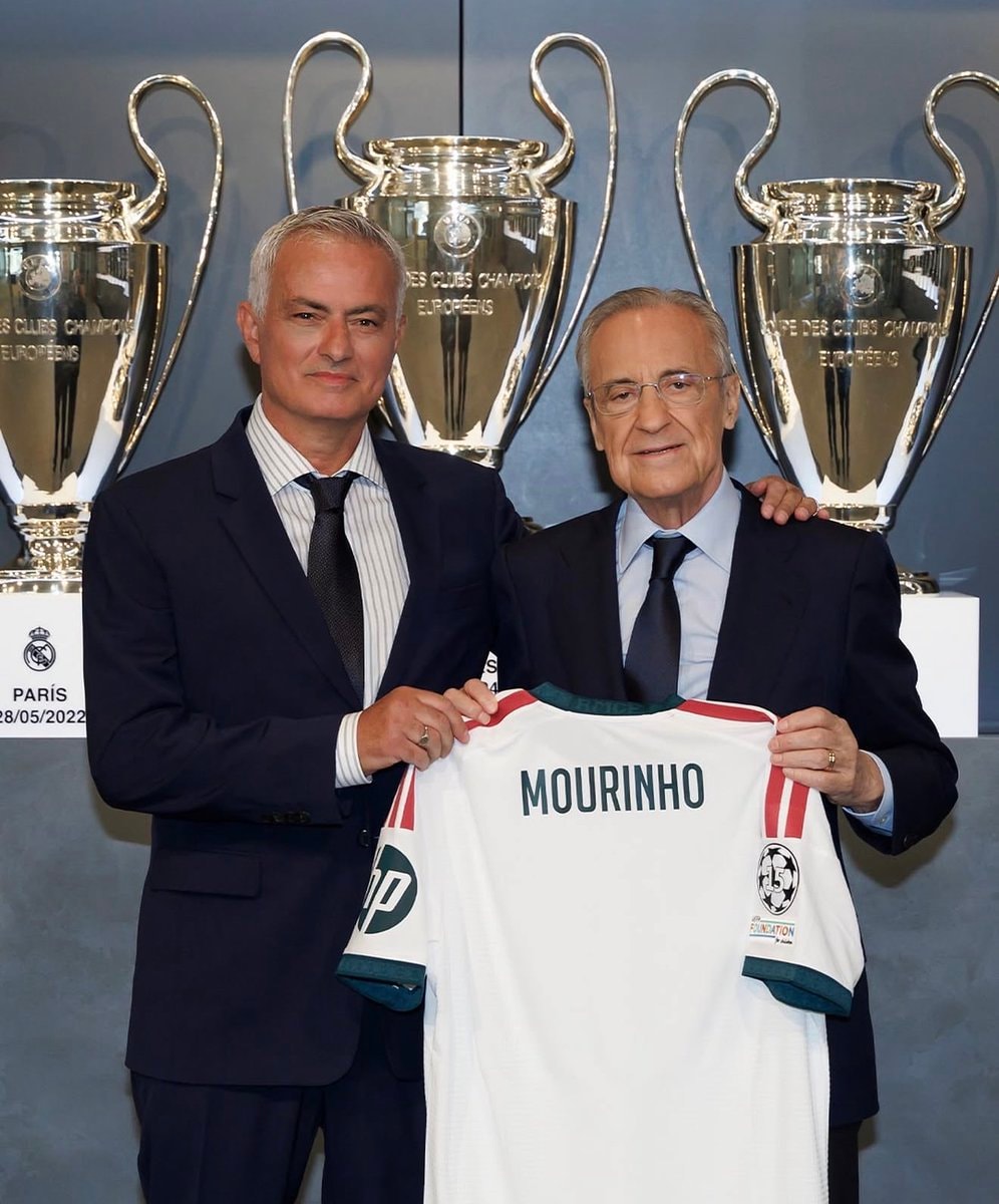 José Mourinho Paris 28/05/2022 Champions League