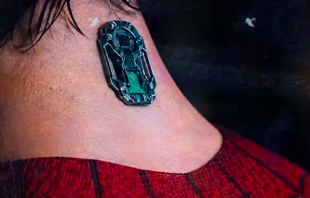 Spider-Man inhibitor collar compact device