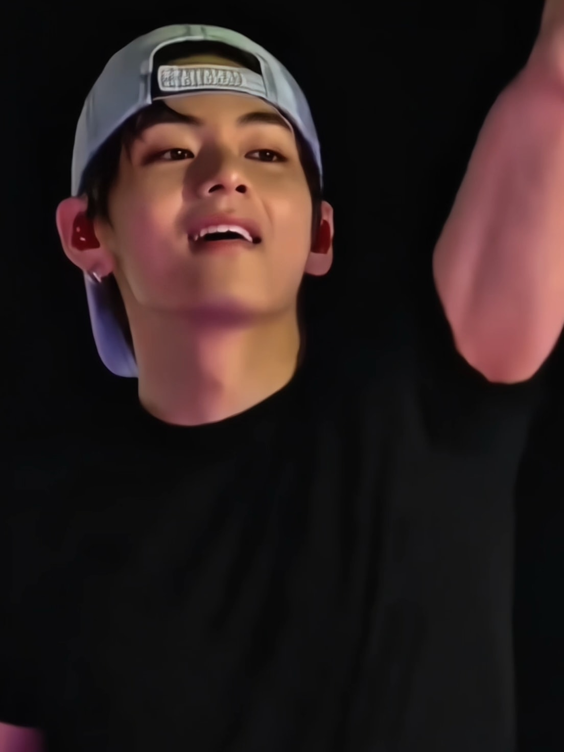 Kim Taehyung energetic performance edit