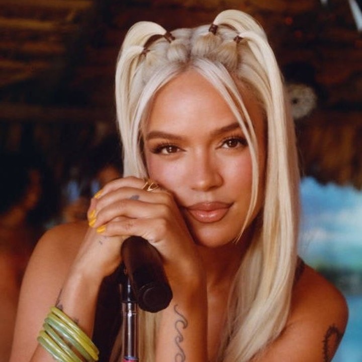 Lisa Shakira Taylor Swift Karol G BTS Olivia Rodrigo Drake Ariana Grande Zara Larsson Adela (photo 4 of 4) Lisa Shakira Taylor Swift Karol G BTS Olivia Rodrigo Drake Ariana Grande Zara Larsson Adela (photo 4 of 4)