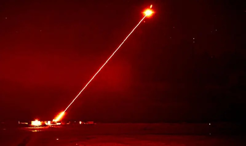Pentagon lasers Strait of Hormuz (photo 2 of 3)