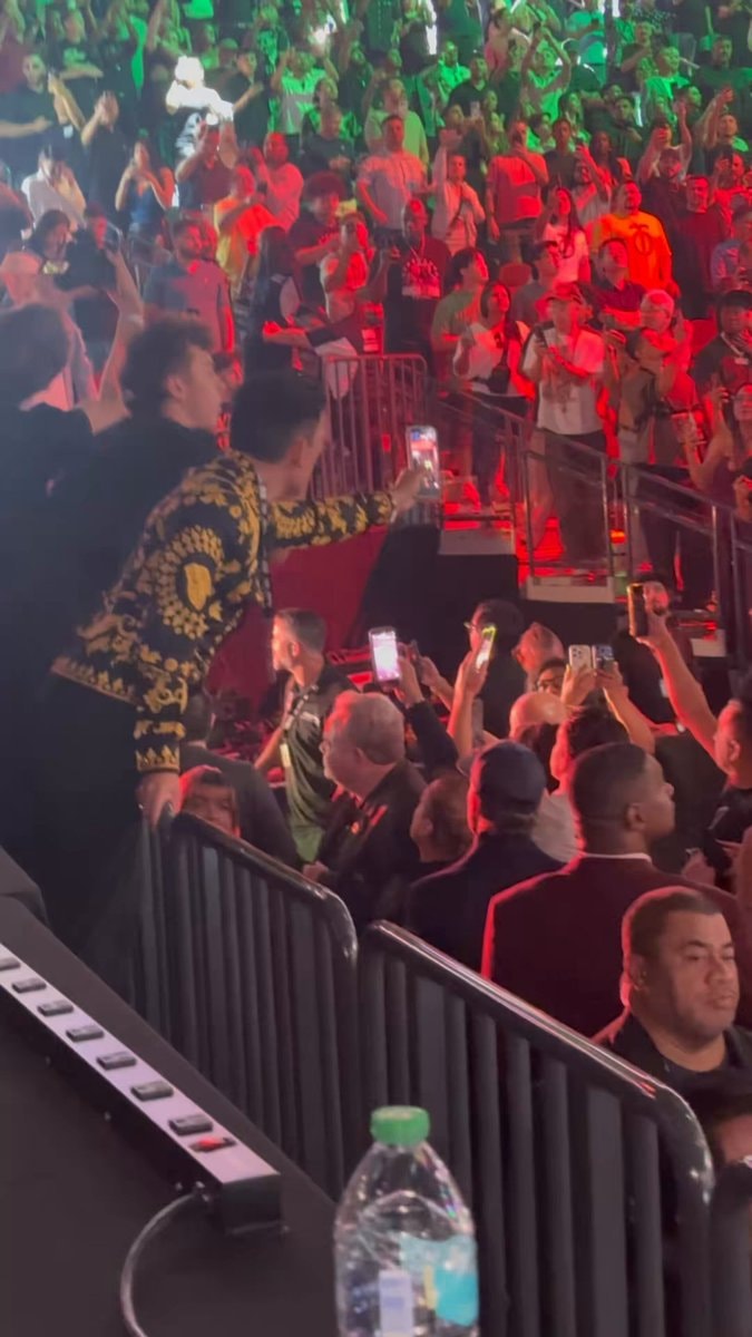 Ryan Garcia electric walkout