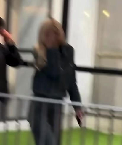 Rosé walking candid moment