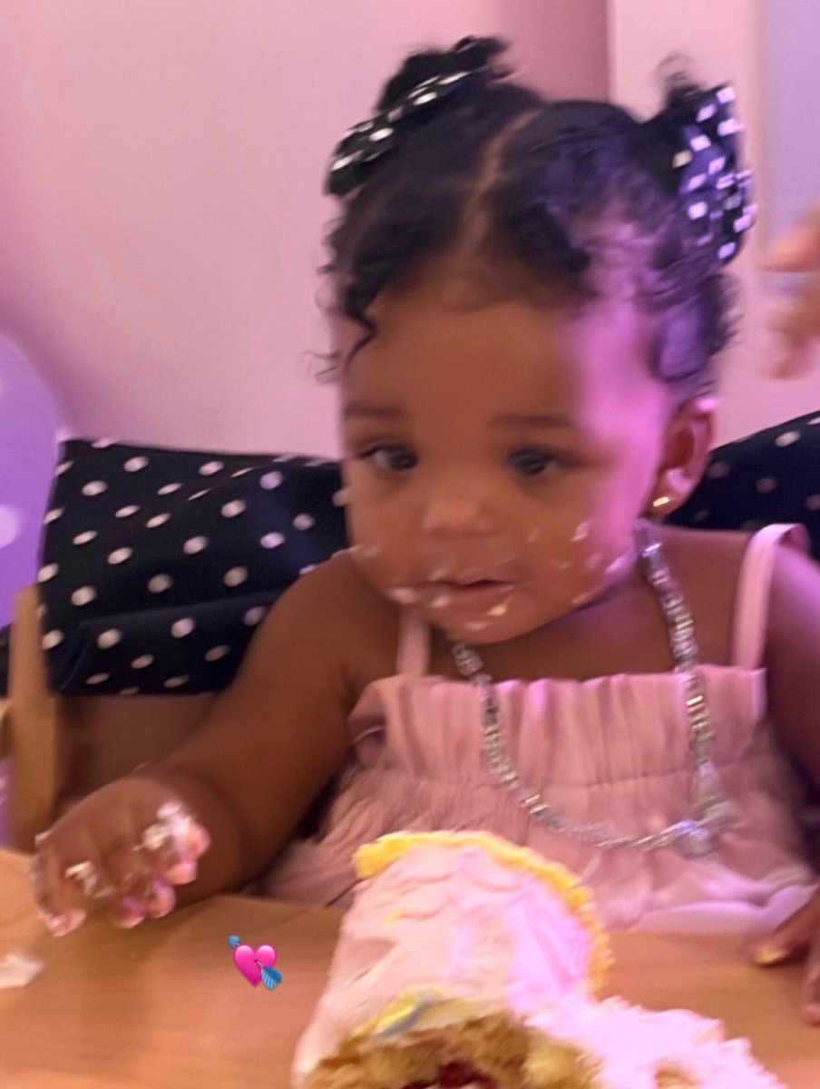 baby girl birthday cake