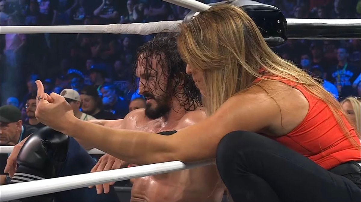 Andrade retains National Title at AEW All Out (photo 2 of 2)