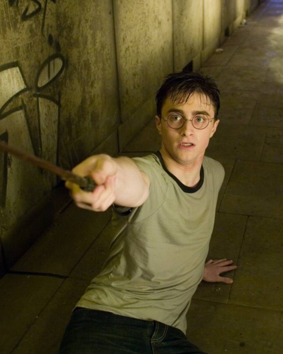 Daniel Radcliffe Harry Potter pay (photo 3 of 4)