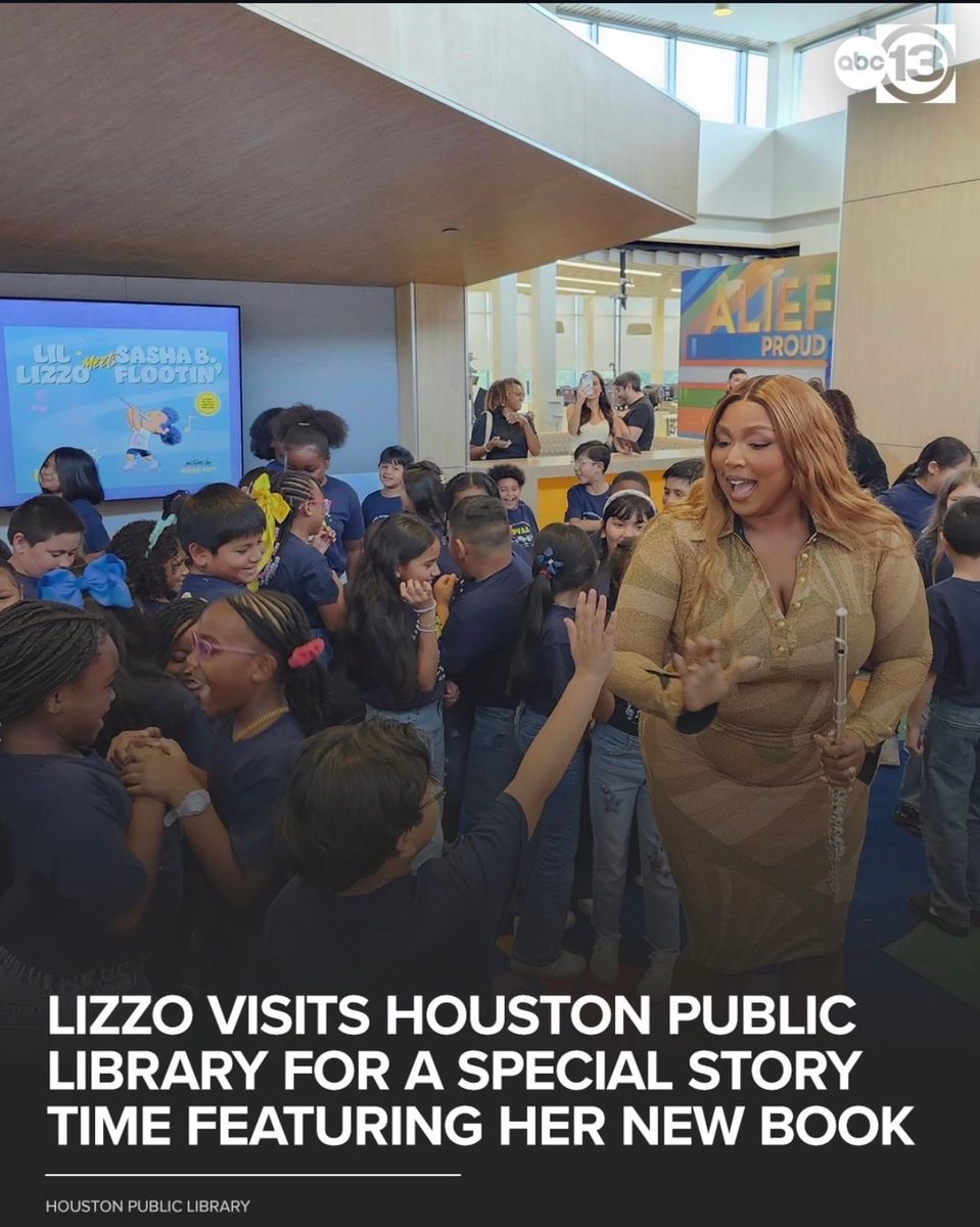 Lizzo Houston city key (photo 2 of 2)