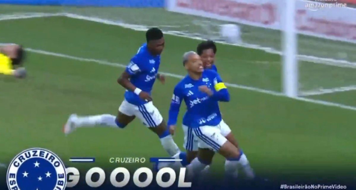 Cruzeiro late goal vs Flamengo
