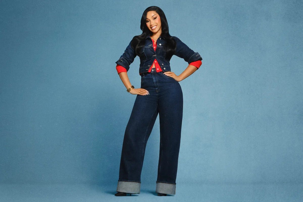 Cardi B for PEOPLE (photo 1 of 2)