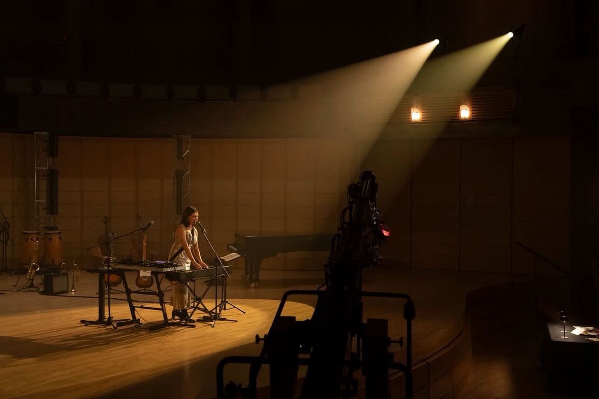 Ella Bright Off Campus BTS (photo 2 of 2)