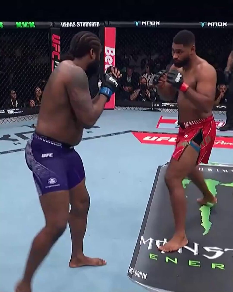 UFC round one chaos UFC round one chaos
