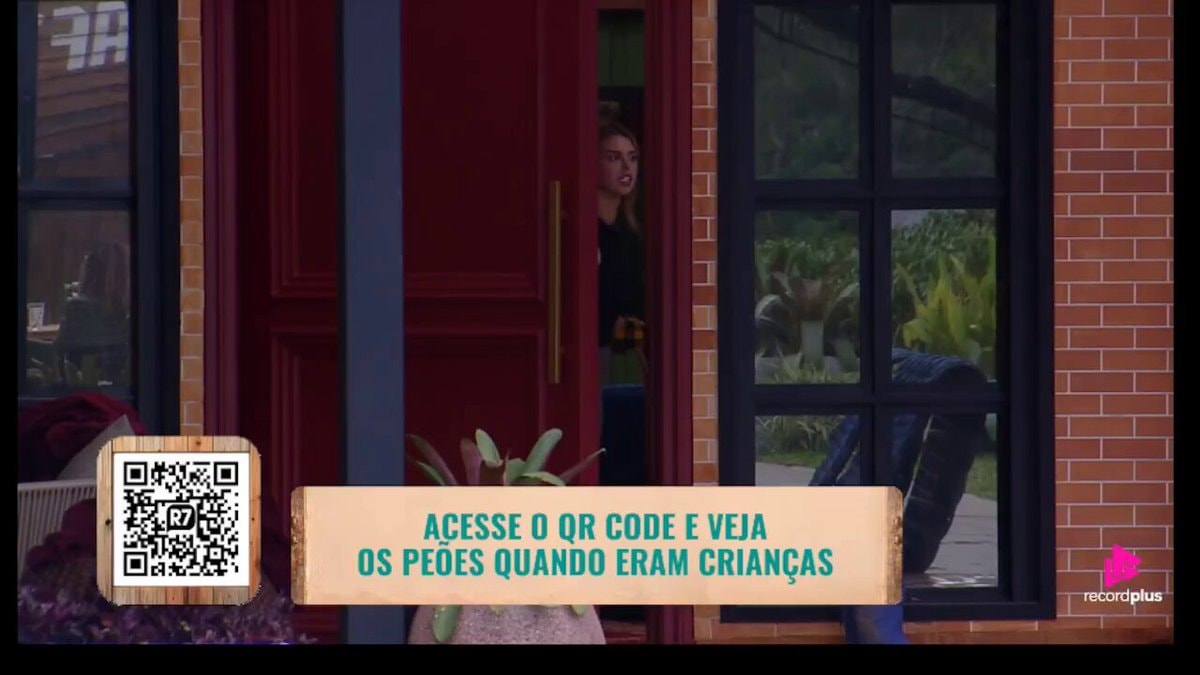Mônica AFazenda reaction