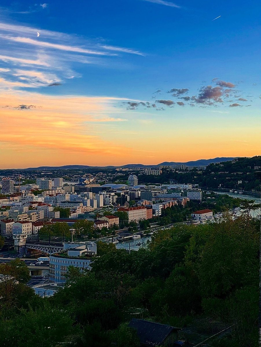 Lyon France cityscape (photo 3 of 3)