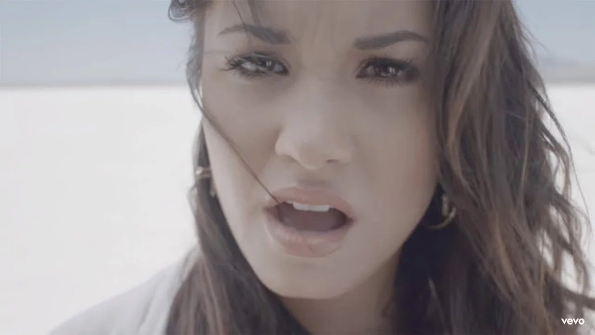 Demi Lovato Skyscraper anniversary (photo 4 of 4)