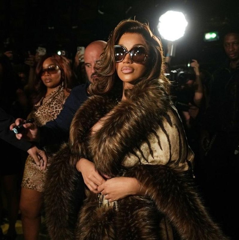 Cardi B tops SS27 Fashion Month coverage (photo 2 of 2) Cardi B tops SS27 Fashion Month coverage (photo 2 of 2)