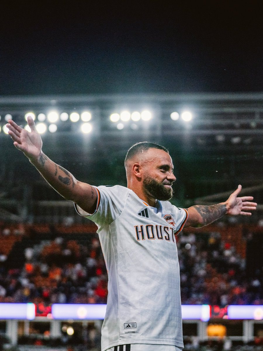 Guilherme HOUST celebration