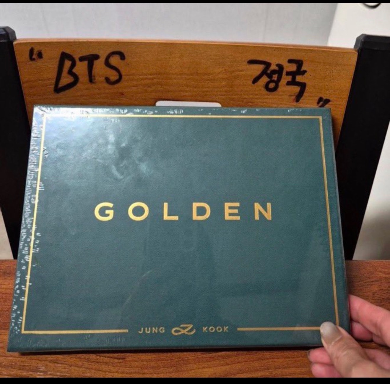 Jungkook GOLDEN album BTS 정국