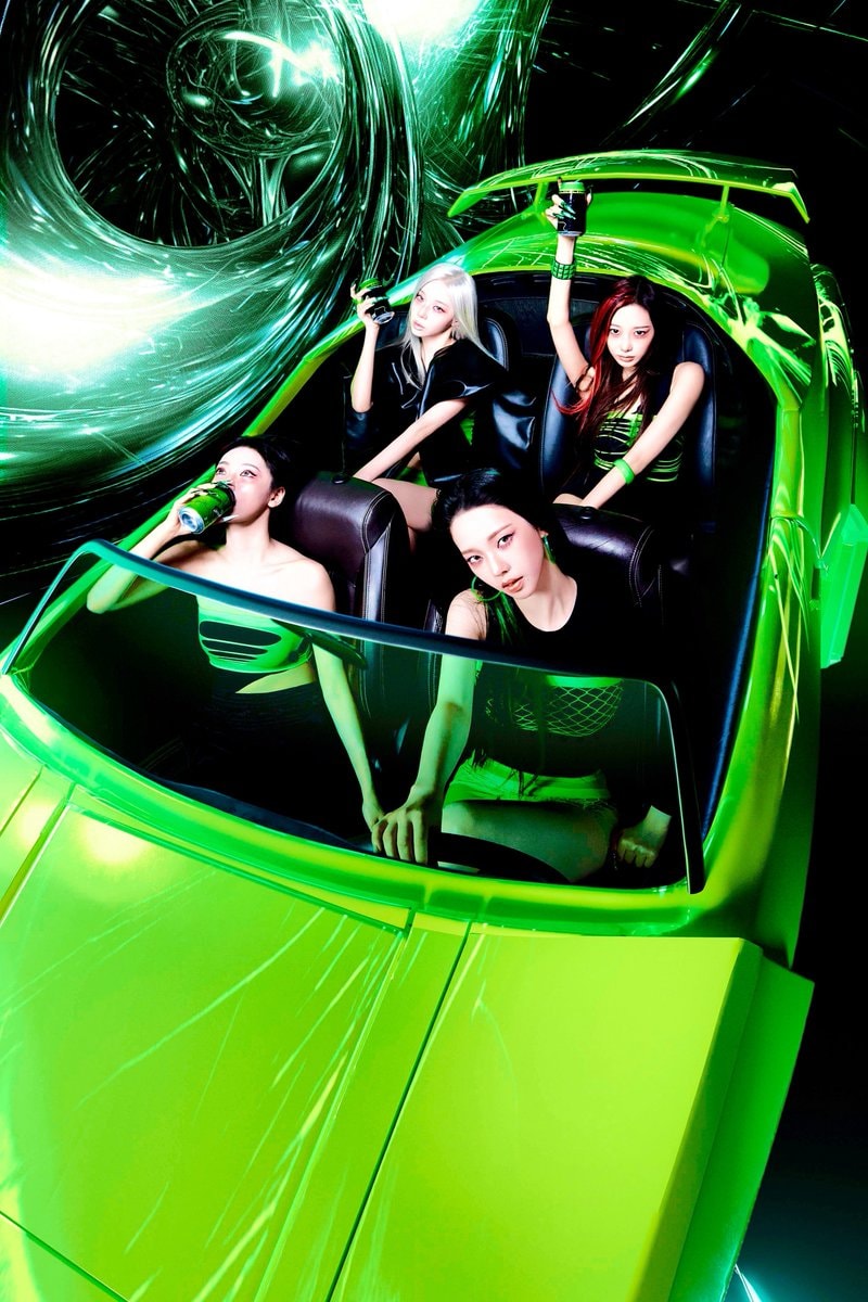 aespa LEMONADE green car photos