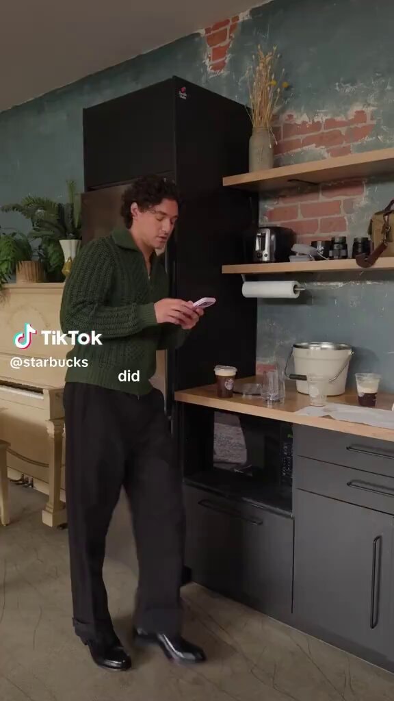 Belmont Cameli Starbucks TikTok