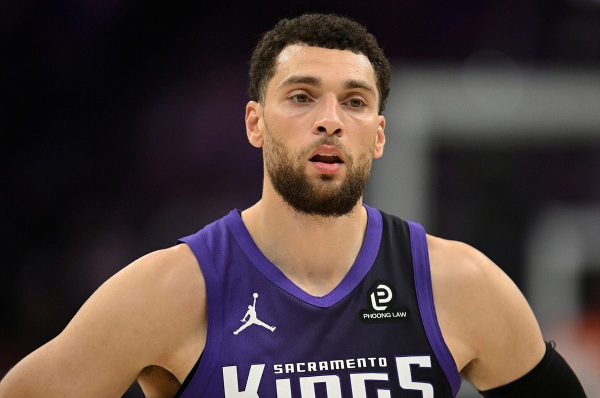 Zach LaVine $49M player option Kings