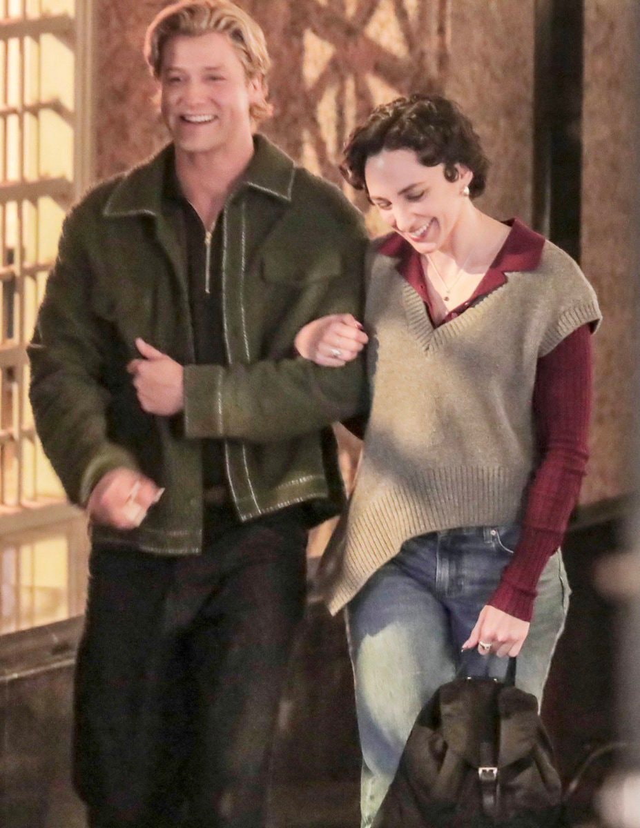 Stephen Kalyn and Lauren Patten on Off Campus set (photo 2 of 2)