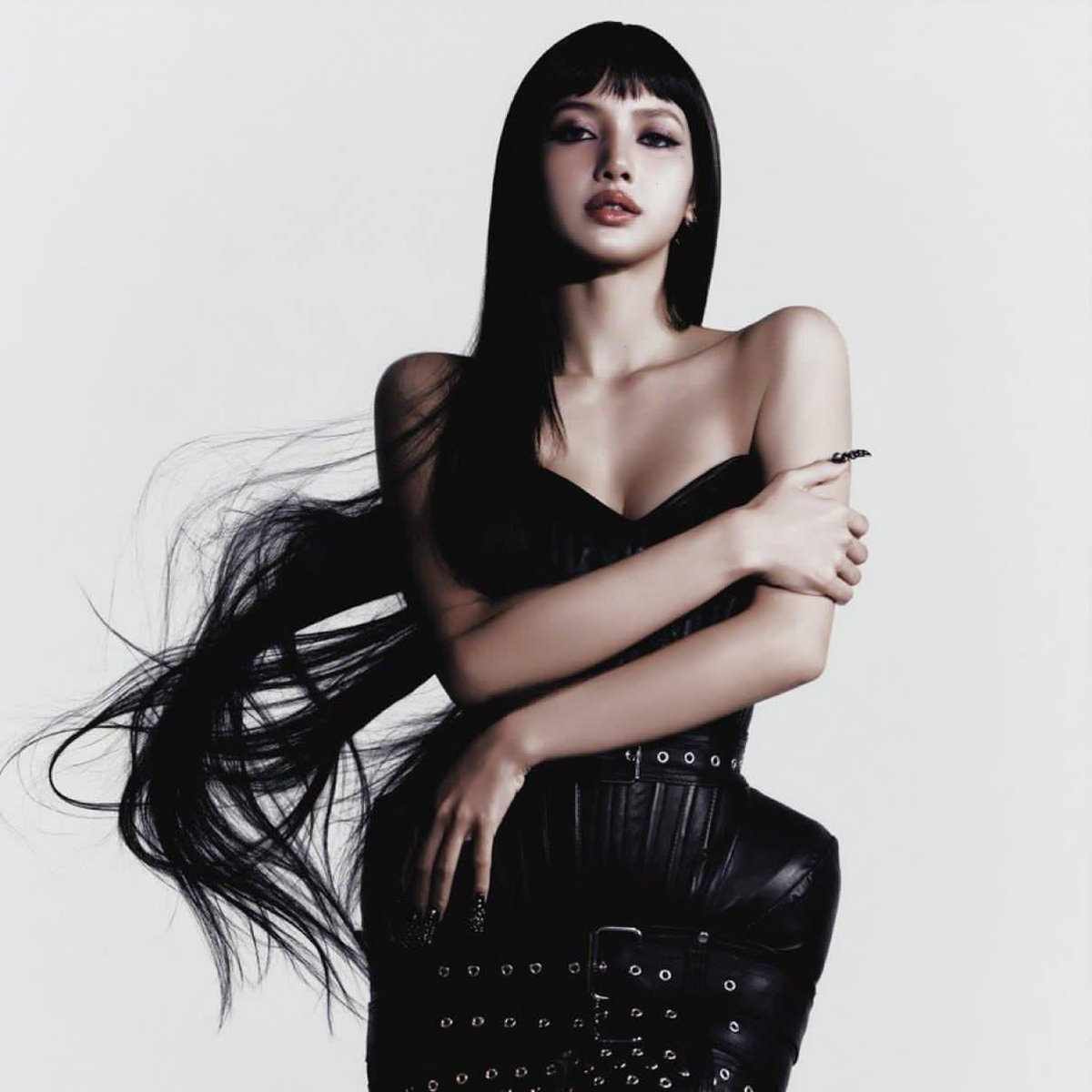 LISA Tarantino Spotify Global Chart debut