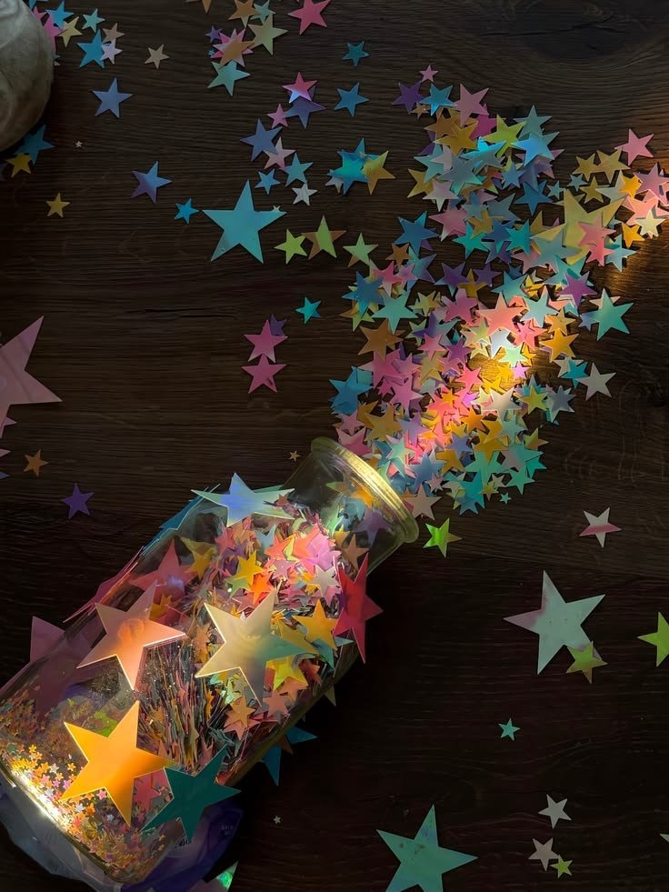 colorful paper stars (photo 4 of 4)