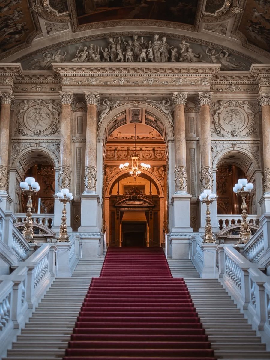 Burgtheater Vienna Austria (photo 4 of 4)