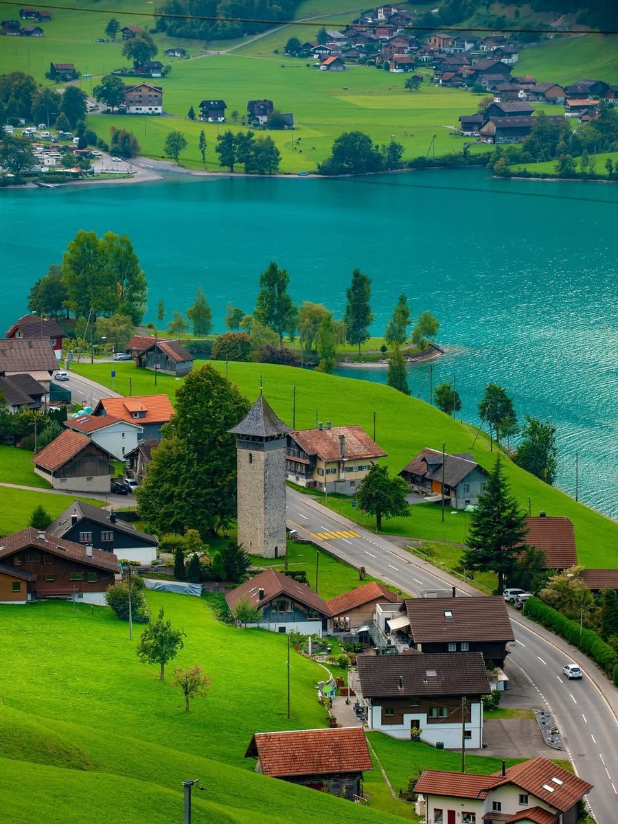 Switzerland (photo 1 of 4)