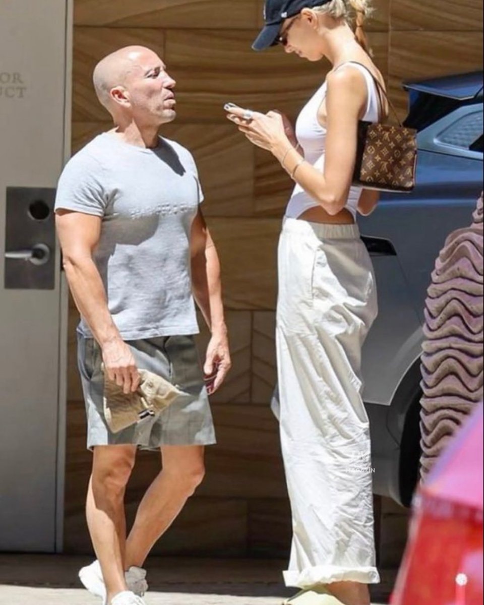 world famous model and boyfriend (photo 2 of 2)