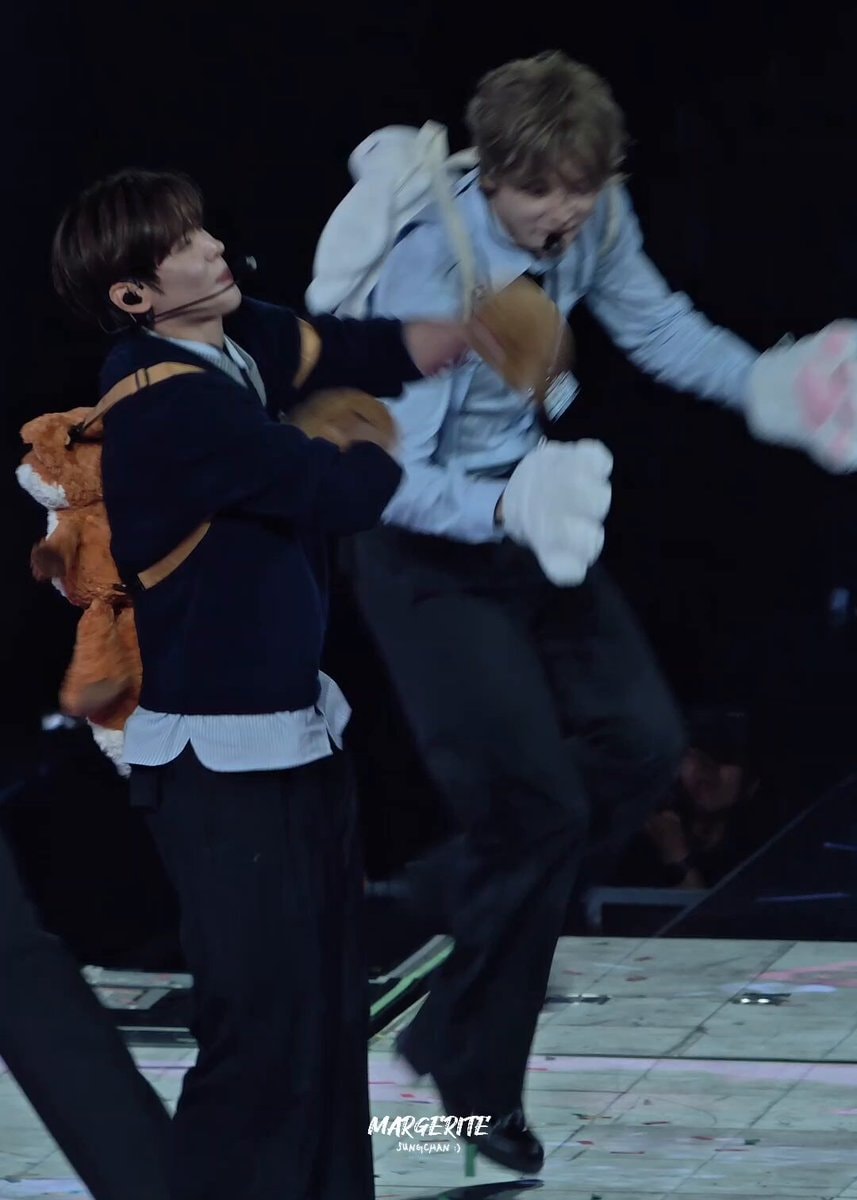 RIIZE Sungchan Bo Peep