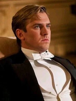 Dan Stevens cast as Robocop (photo 1 of 2)