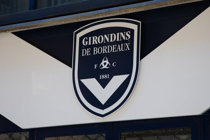 Boavista FC and Bordeaux crest (photo 2 of 4)
