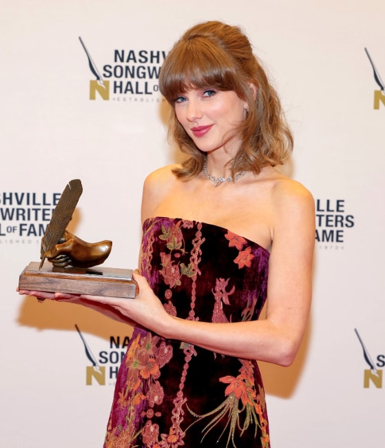 Taylor Swift Nashville Songwriters Hall of Fame induction