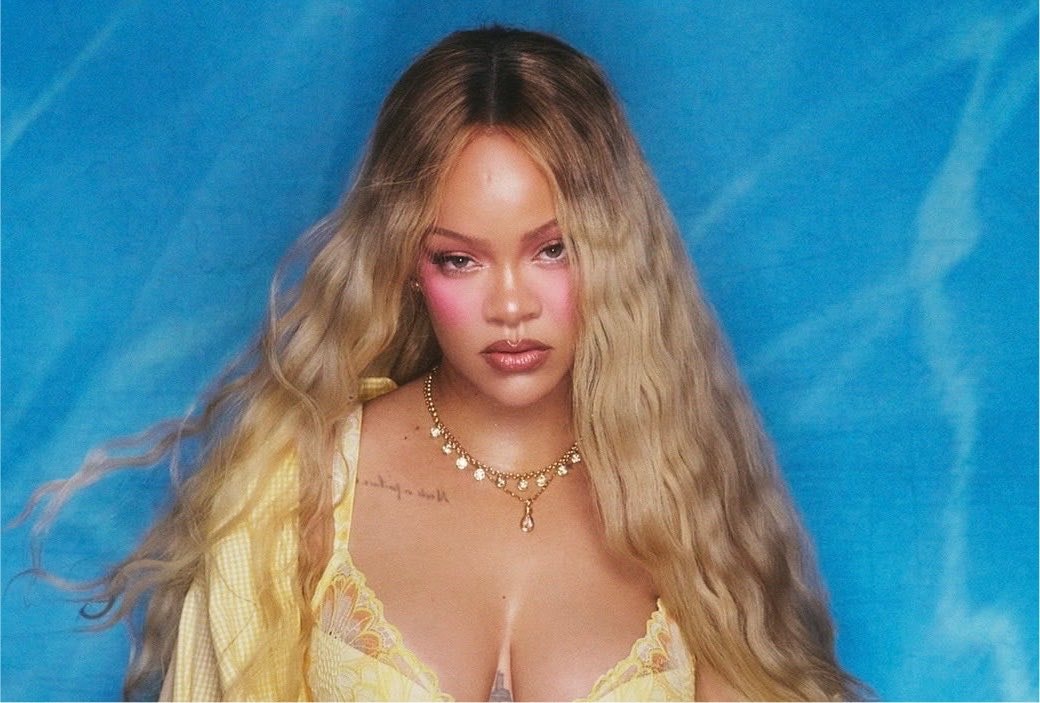 Rihanna in the studio Rihanna in the studio