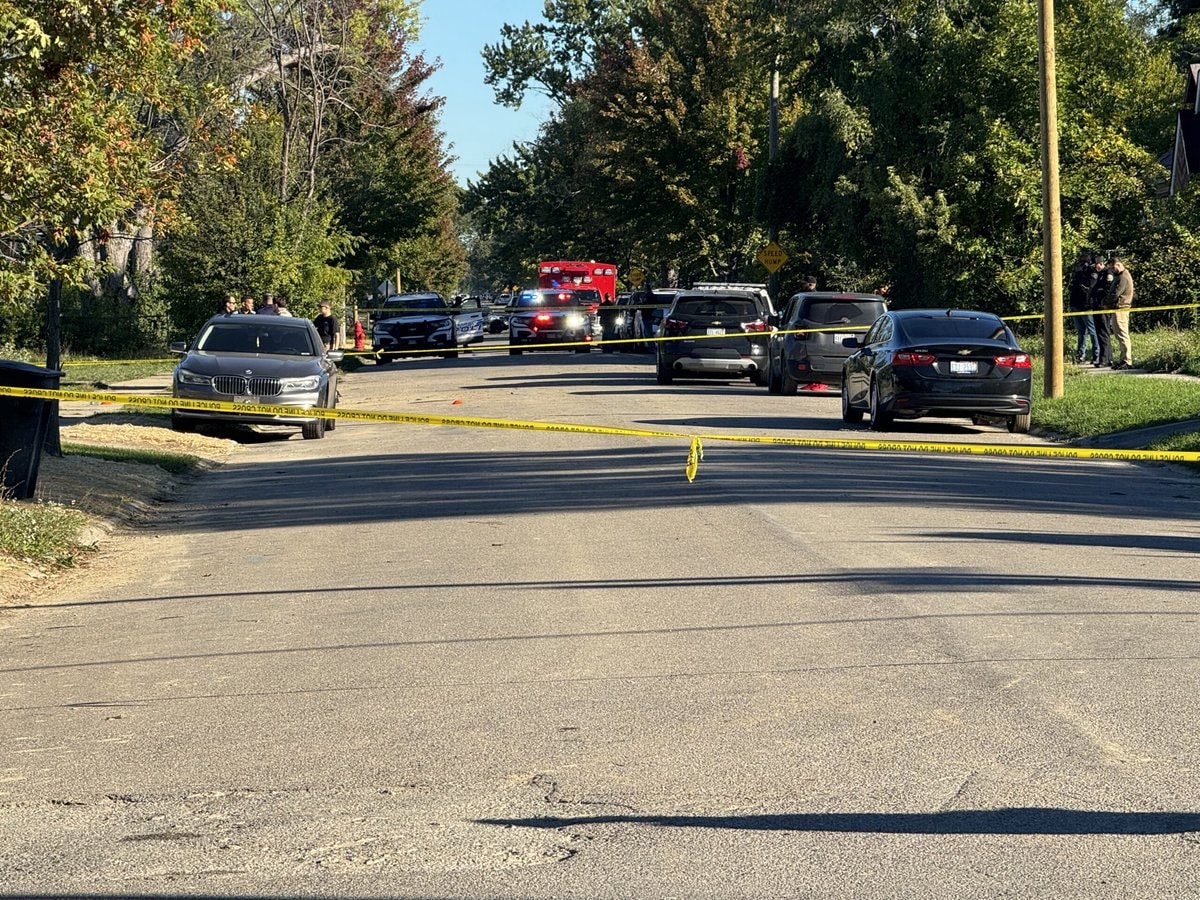 shooting Detroit Michigan police