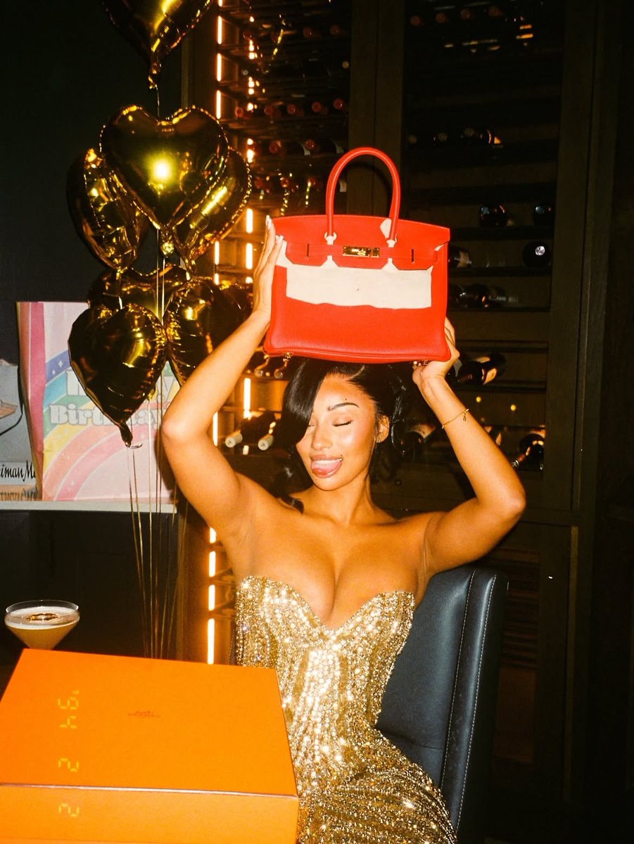 Rubi Rose birthday cake (photo 4 of 4)