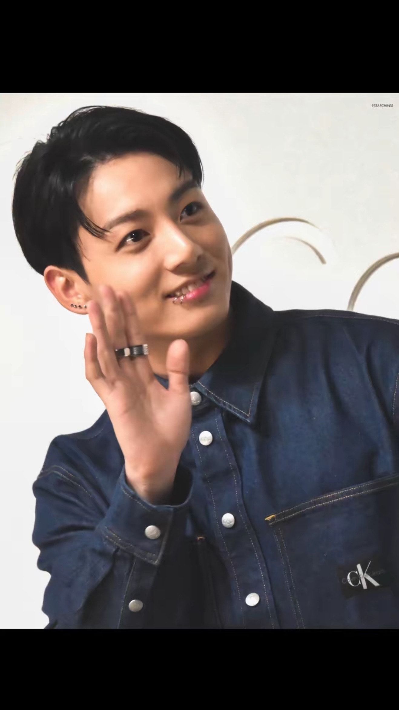 Jungkook Calvin Klein throwback (photo 4 of 4)