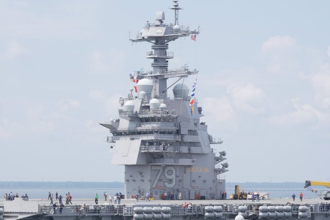 USS John F. Kennedy acceptance sea trials (photo 2 of 2)
