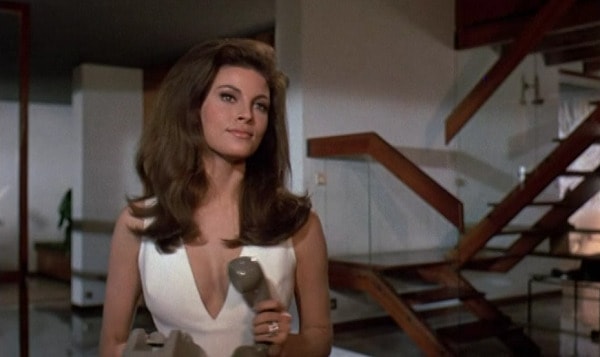 Raquel Welch Le Fate 1966 (photo 4 of 4)