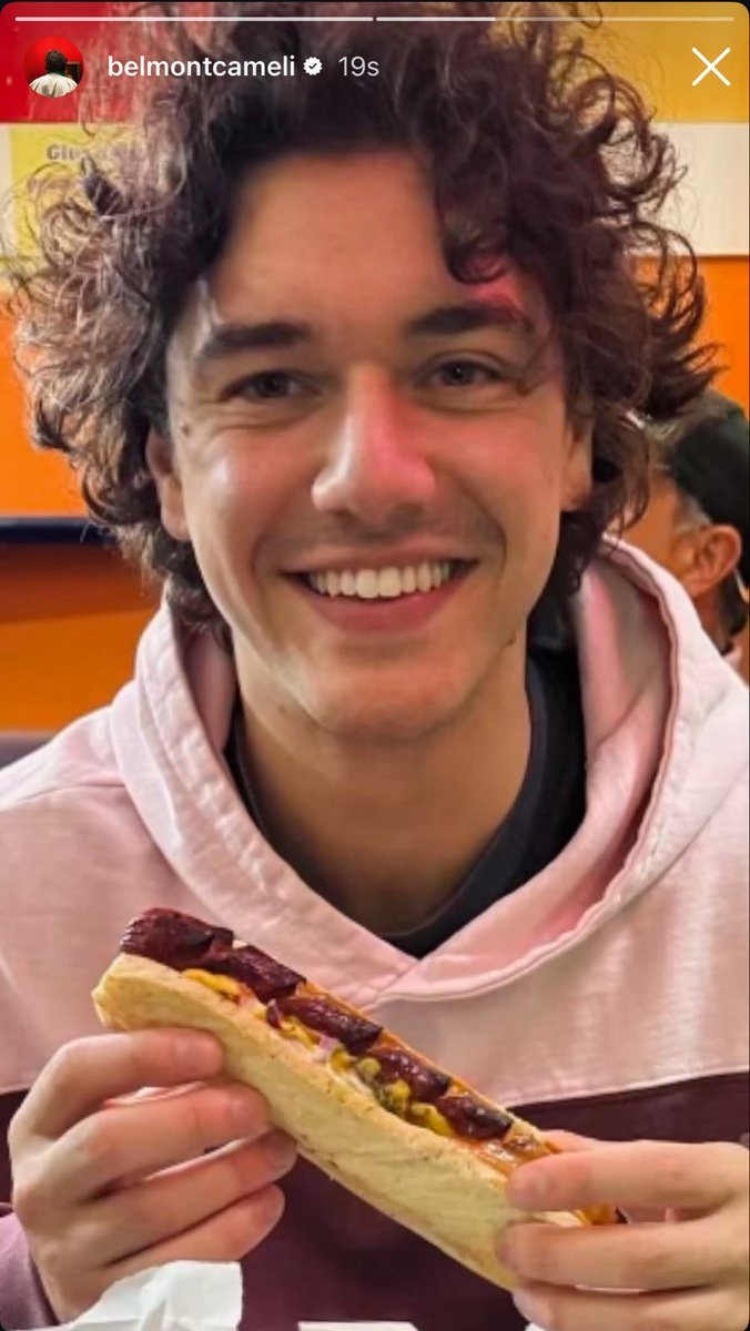 Belmont Cameli hot dog moment