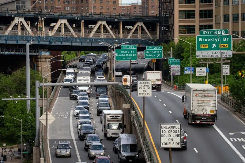 Pete Davidson Jimmy Kimmel BQE (photo 2 of 2)